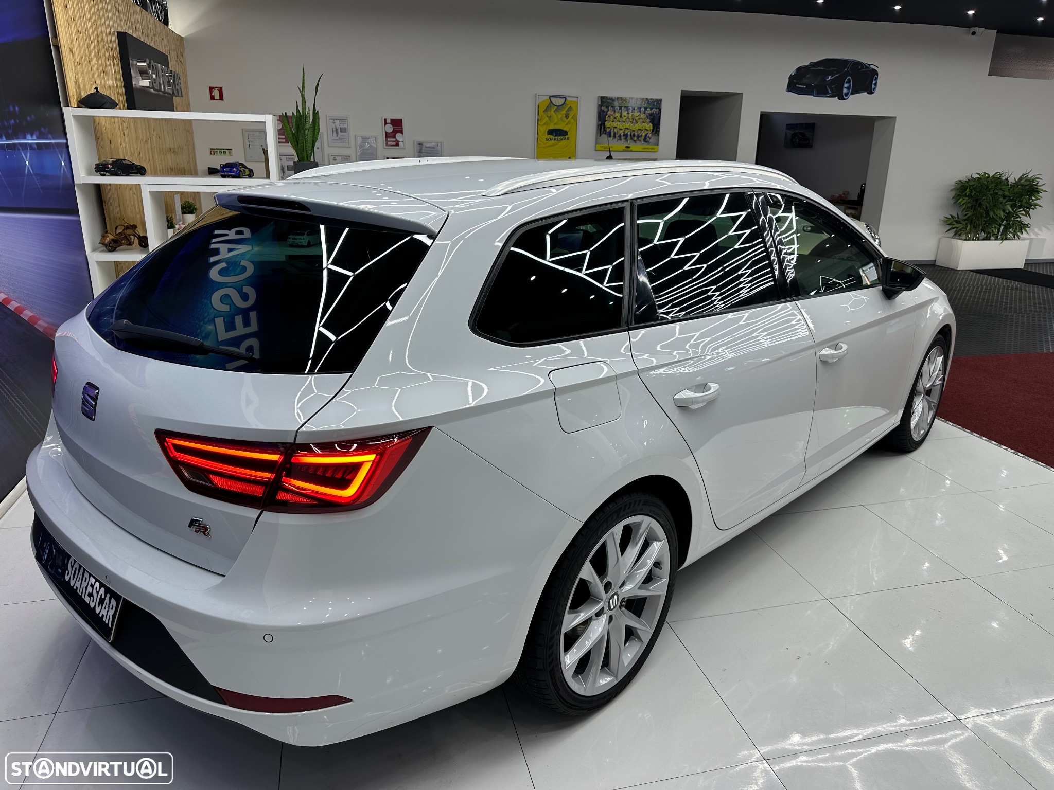 SEAT Leon ST 2.0 TDI FR - 5