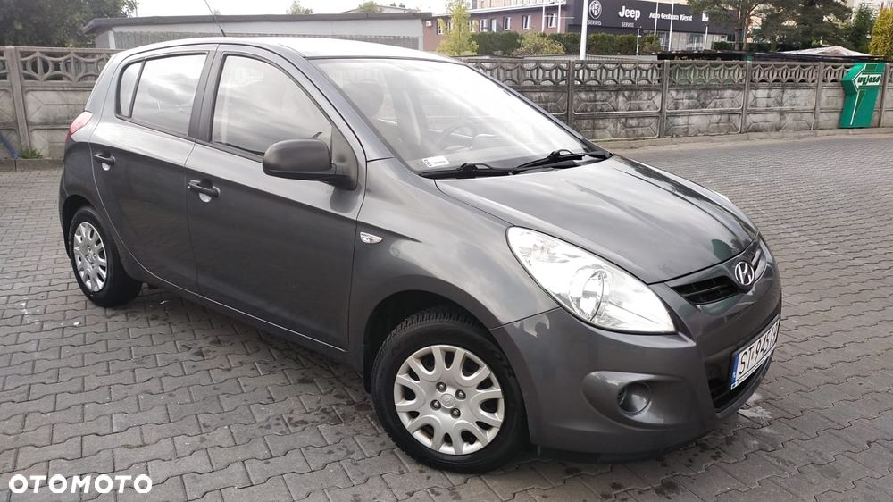 Hyundai I20