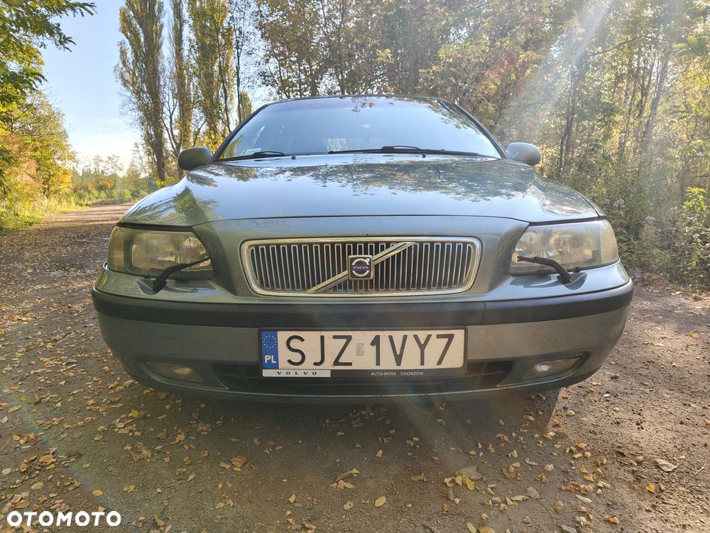Volvo V70 2000 photo 2