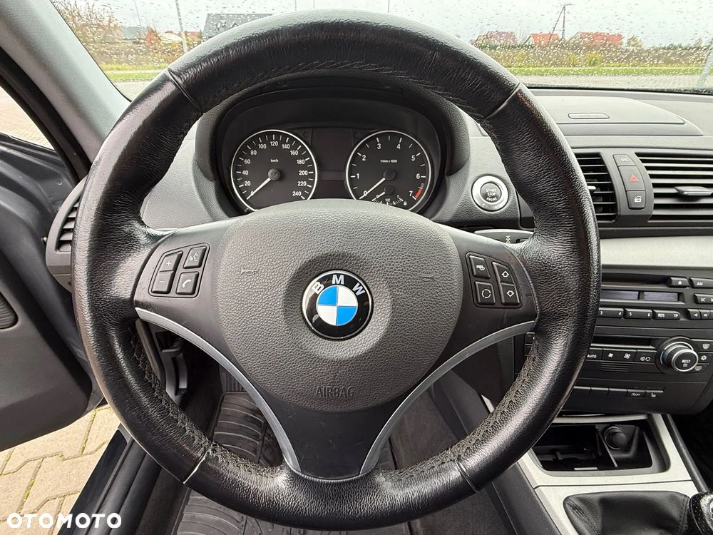 BMW Seria 1 118i - 18