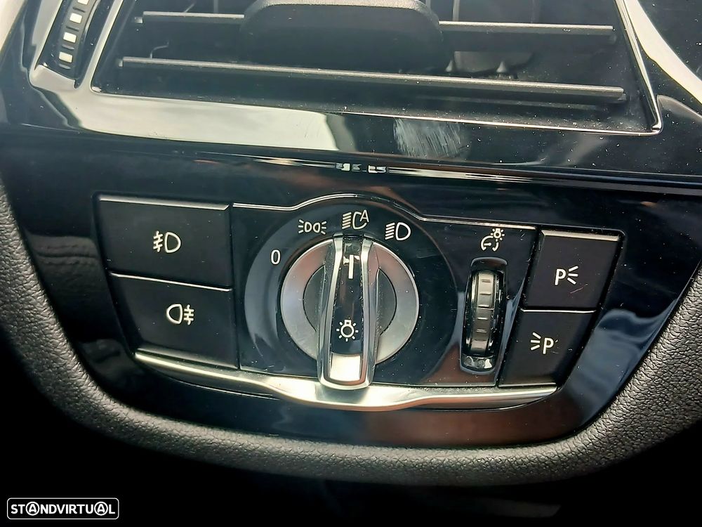 BMW 520 d Pack M Auto - 37