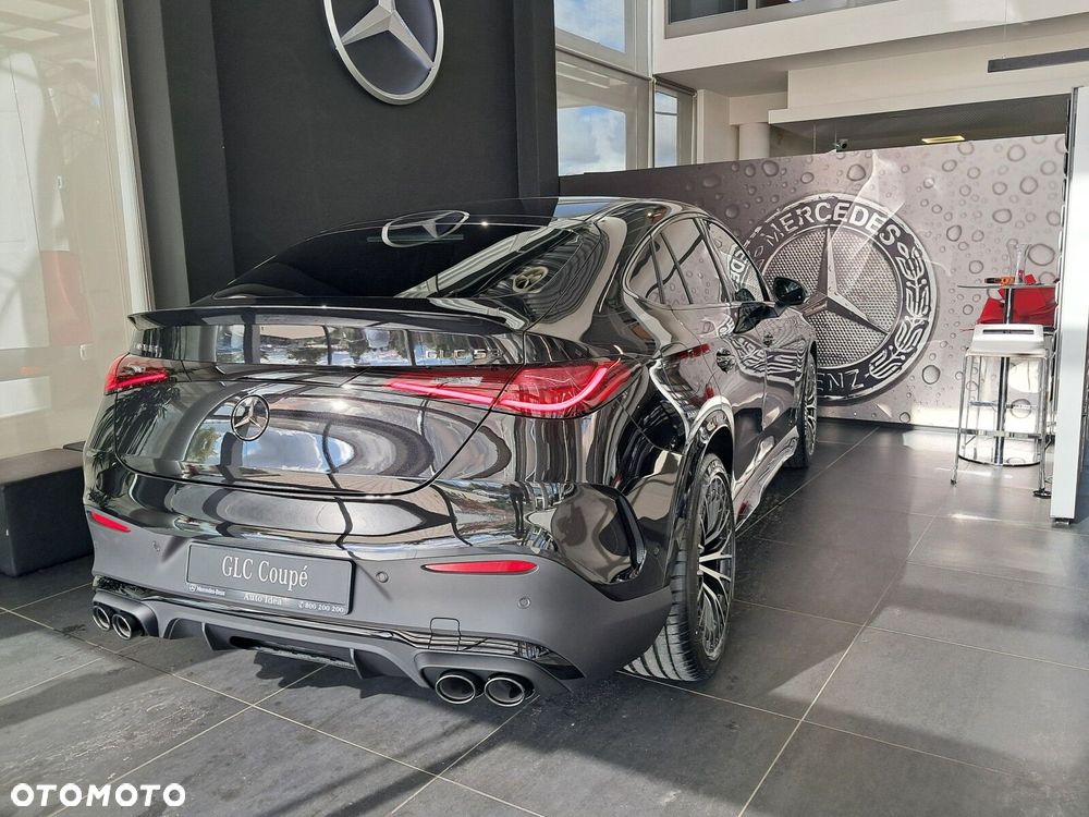 Mercedes-Benz GLC - 27