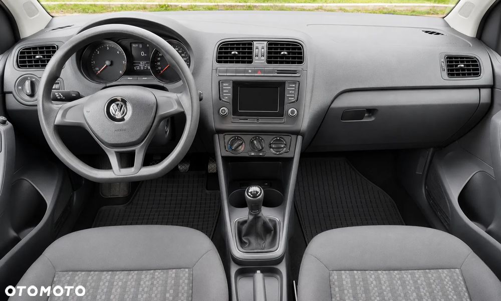 Volkswagen Polo - 6