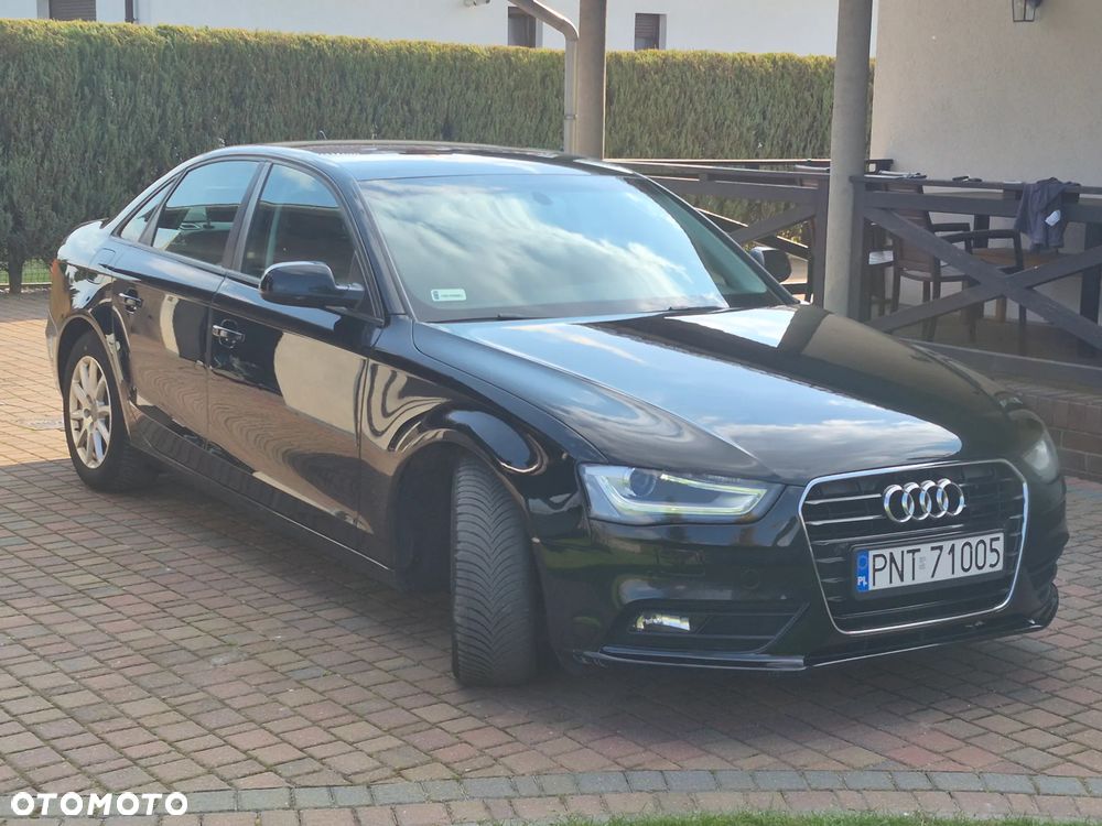 Audi A4 Limousine - 12