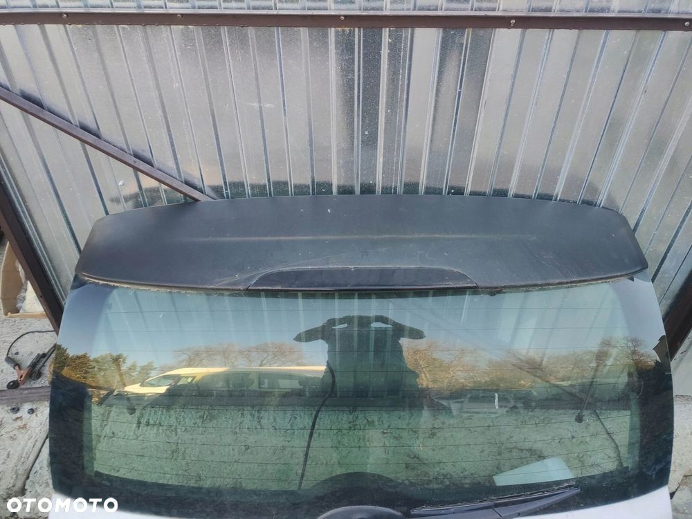 KL KLAPA TYŁ SZYBA RENAULT CLIO II NV632 5 DRZWI - 4