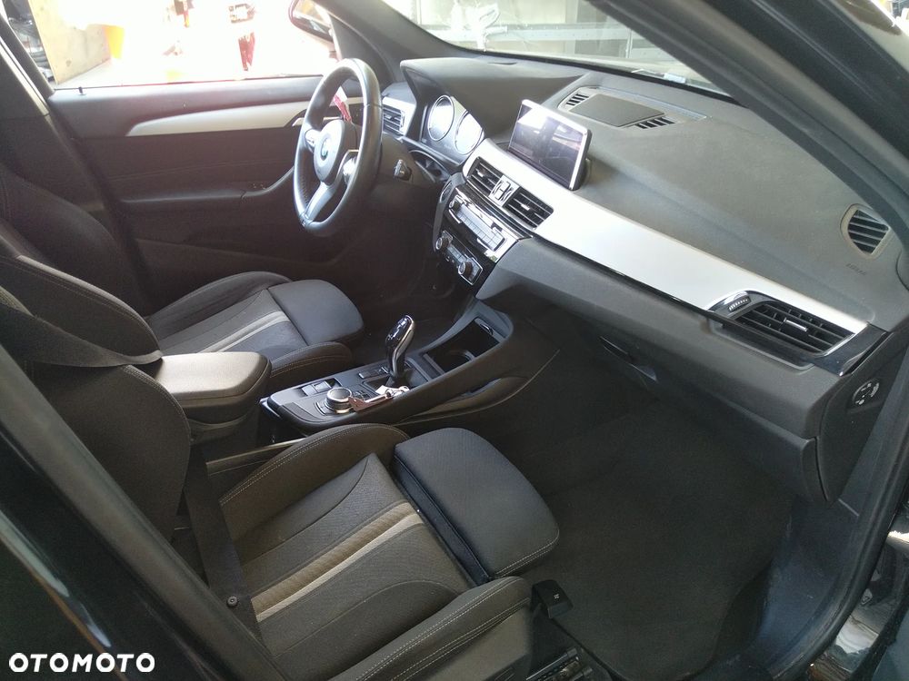 BMW X1 - 13