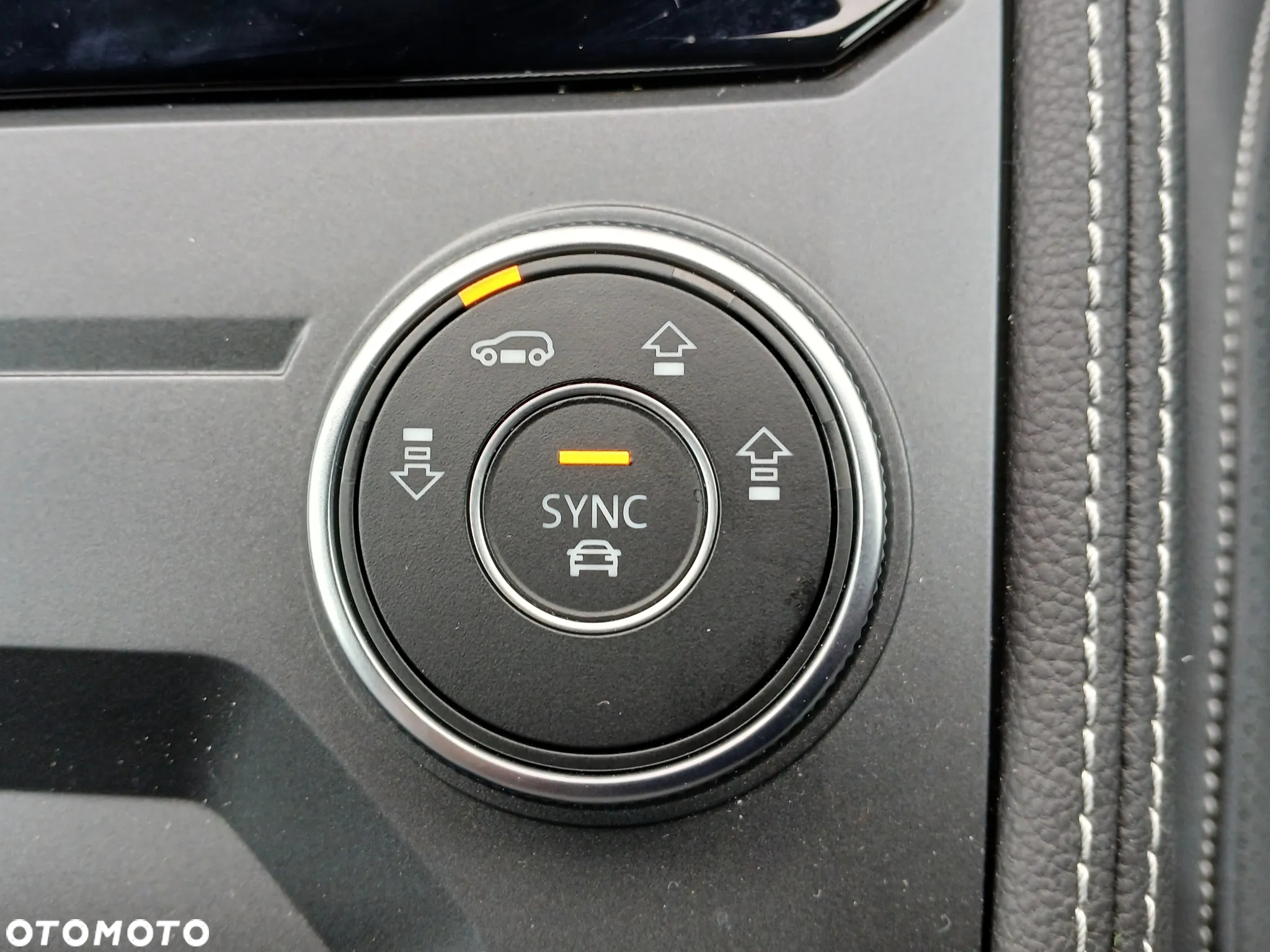 Volkswagen Touareg 3.0 V6 TDI 4Motion R-Line - 23