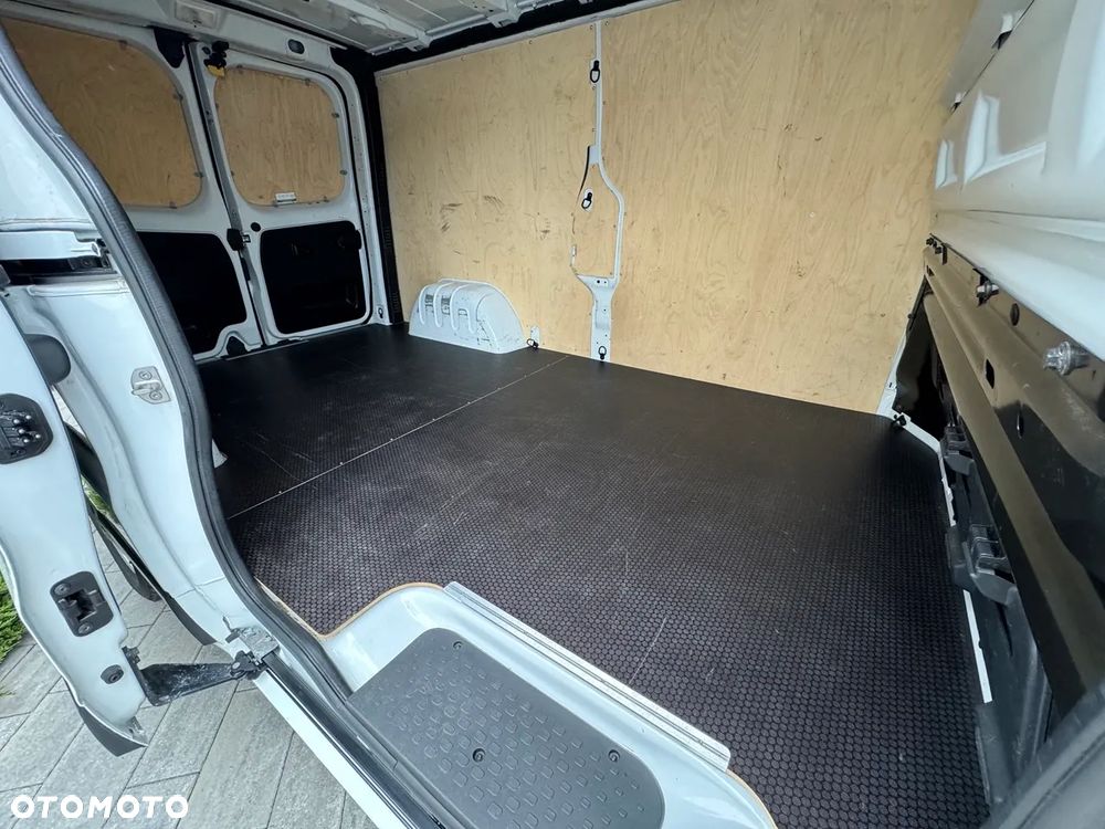 Renault TRAFIC L2 MAXI LONG - 11