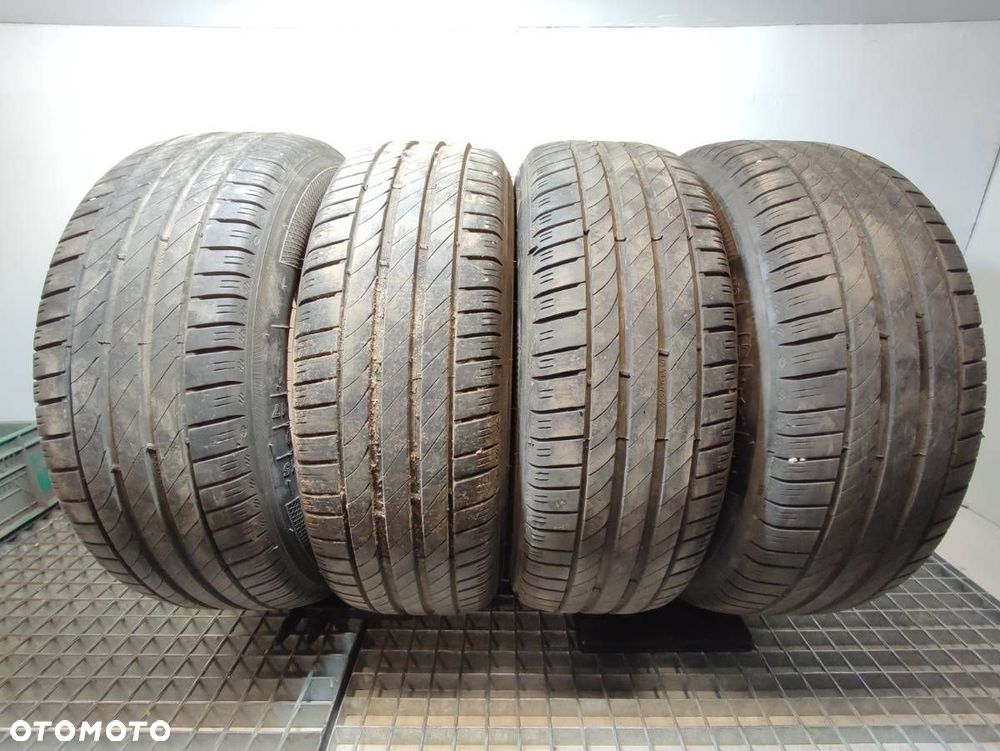 OPONA LATO 4X 215/60 17" KLEBER - 1