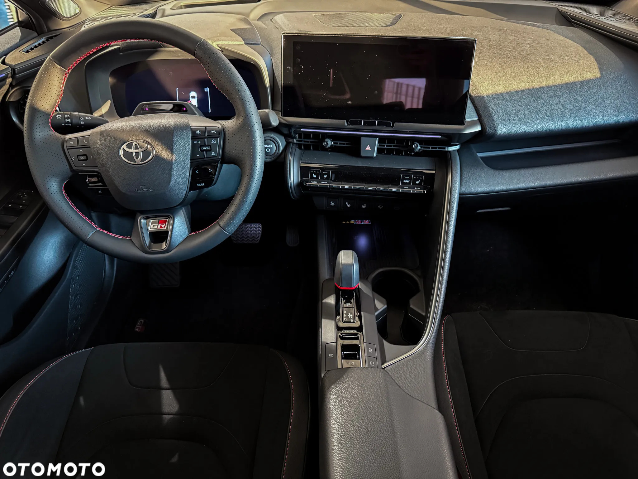 Toyota C-HR 2.0 Hybrid Premiere Edition - 9