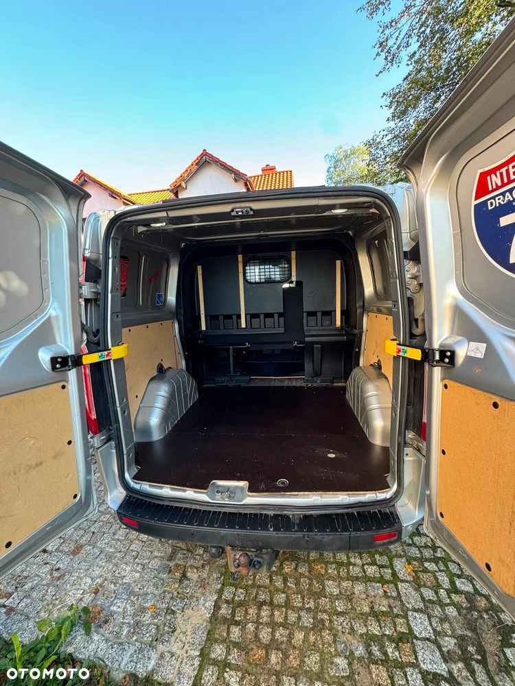 Ford Transit Custom - 11