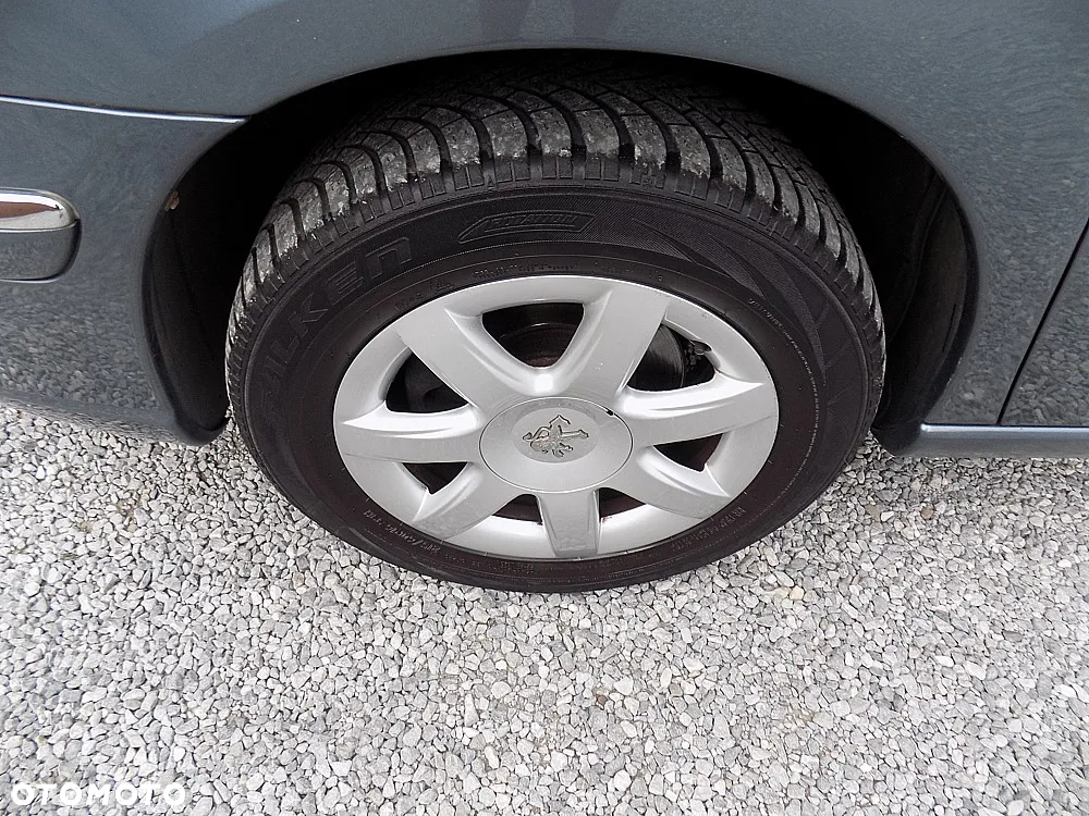 Peugeot 807 2.0 HDi Premium Euro5 - 23