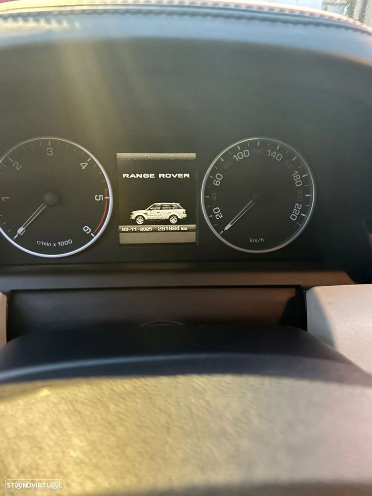 Land Rover Range Rover Sport 3.0 TDV6 HSE - 6