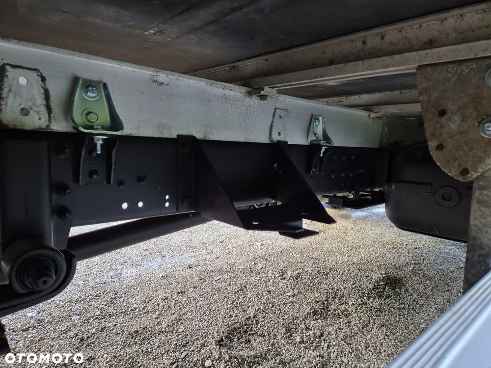 Nissan ATLEON 3.0 150KM - 10