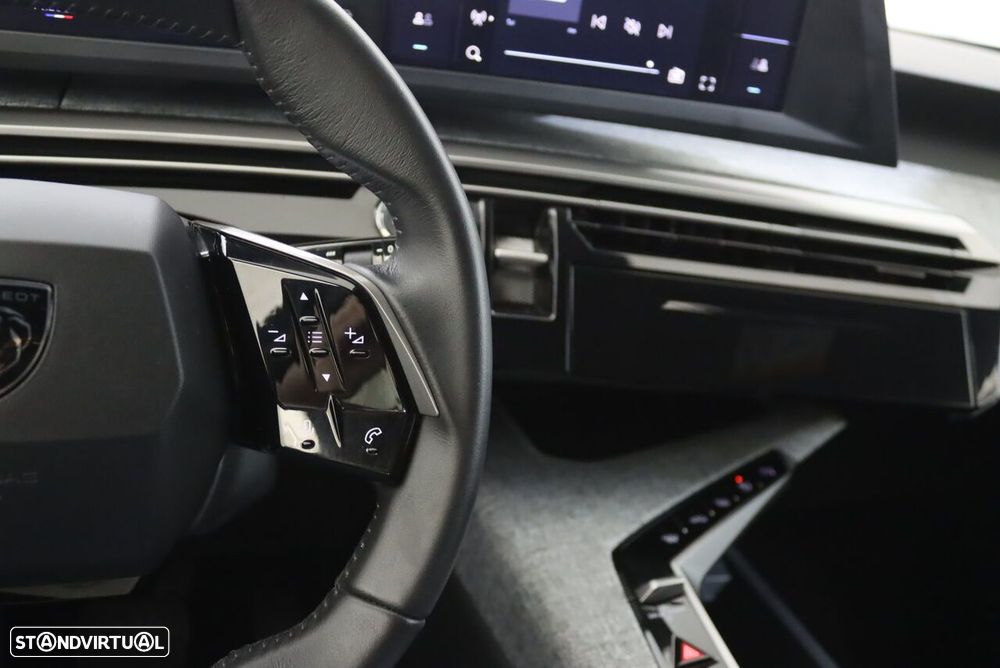 Peugeot 5008 Hybrid 145 e-DSC6 Allure - 11