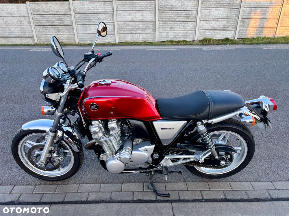 Honda CB - 4