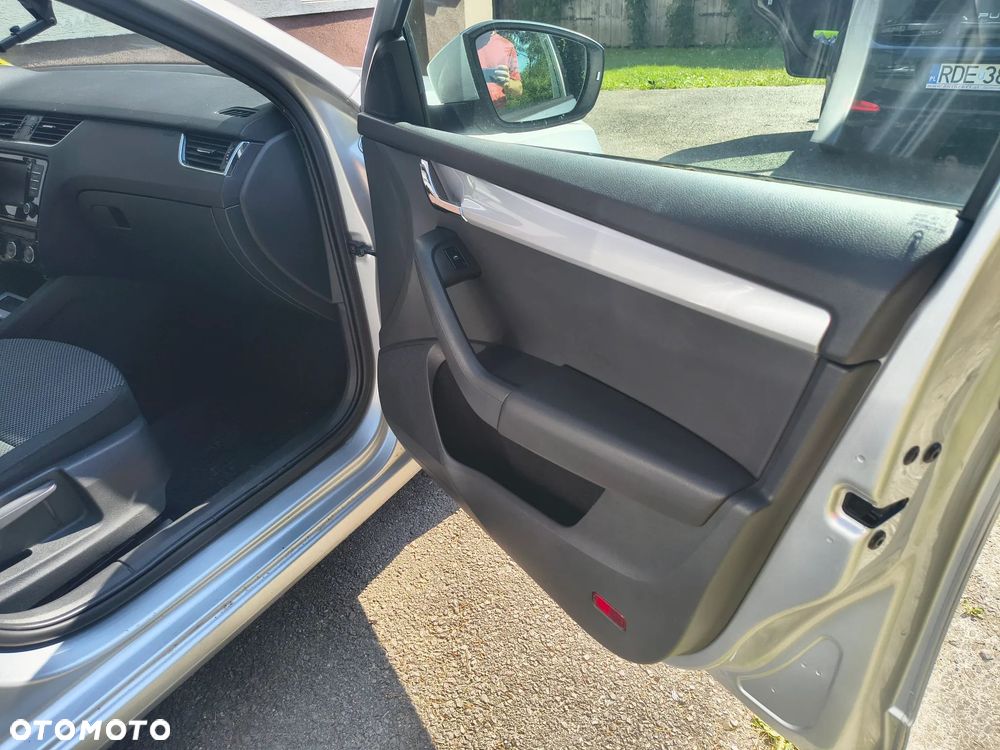 Skoda Octavia 1.4 TSI Elegance - 35