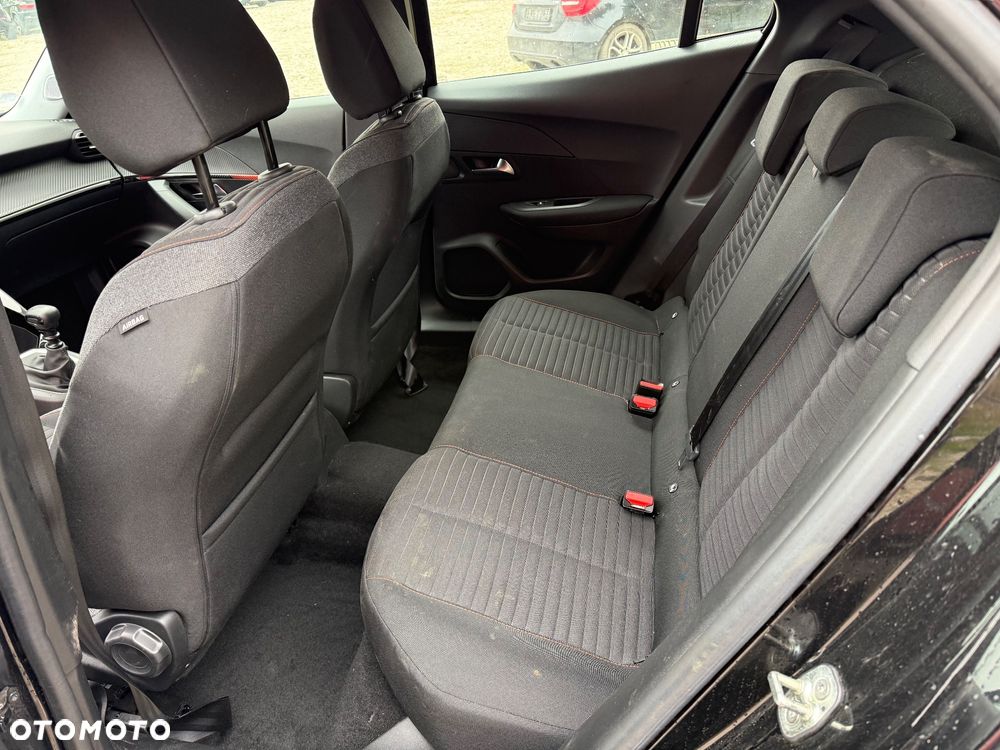 Peugeot 2008 - 14