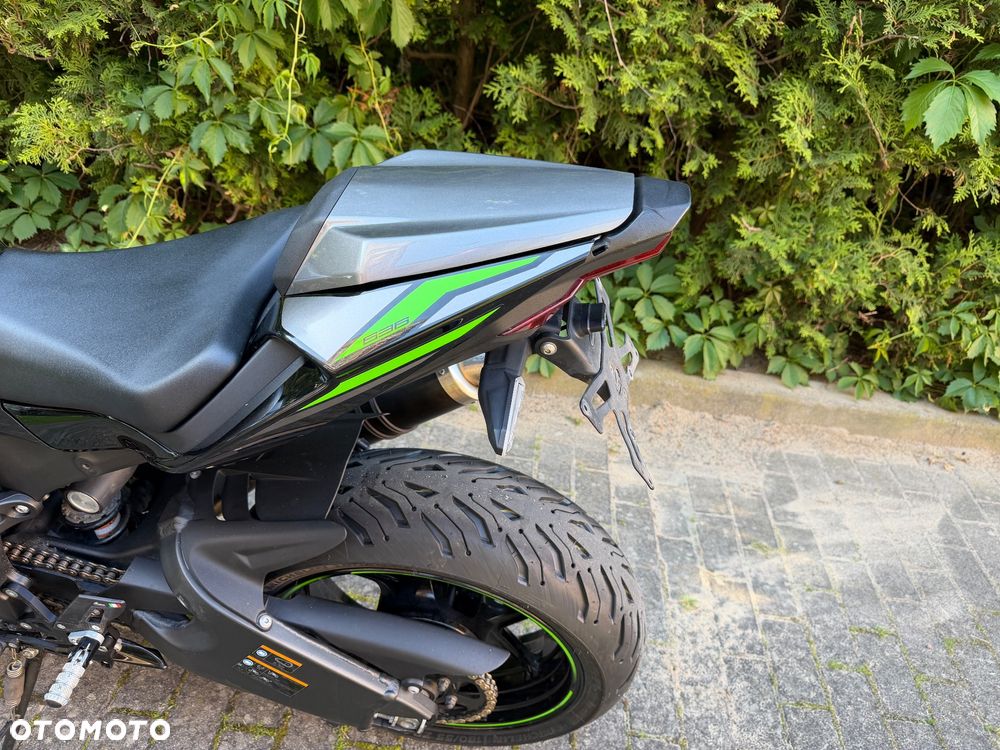 Kawasaki ZXR - 11