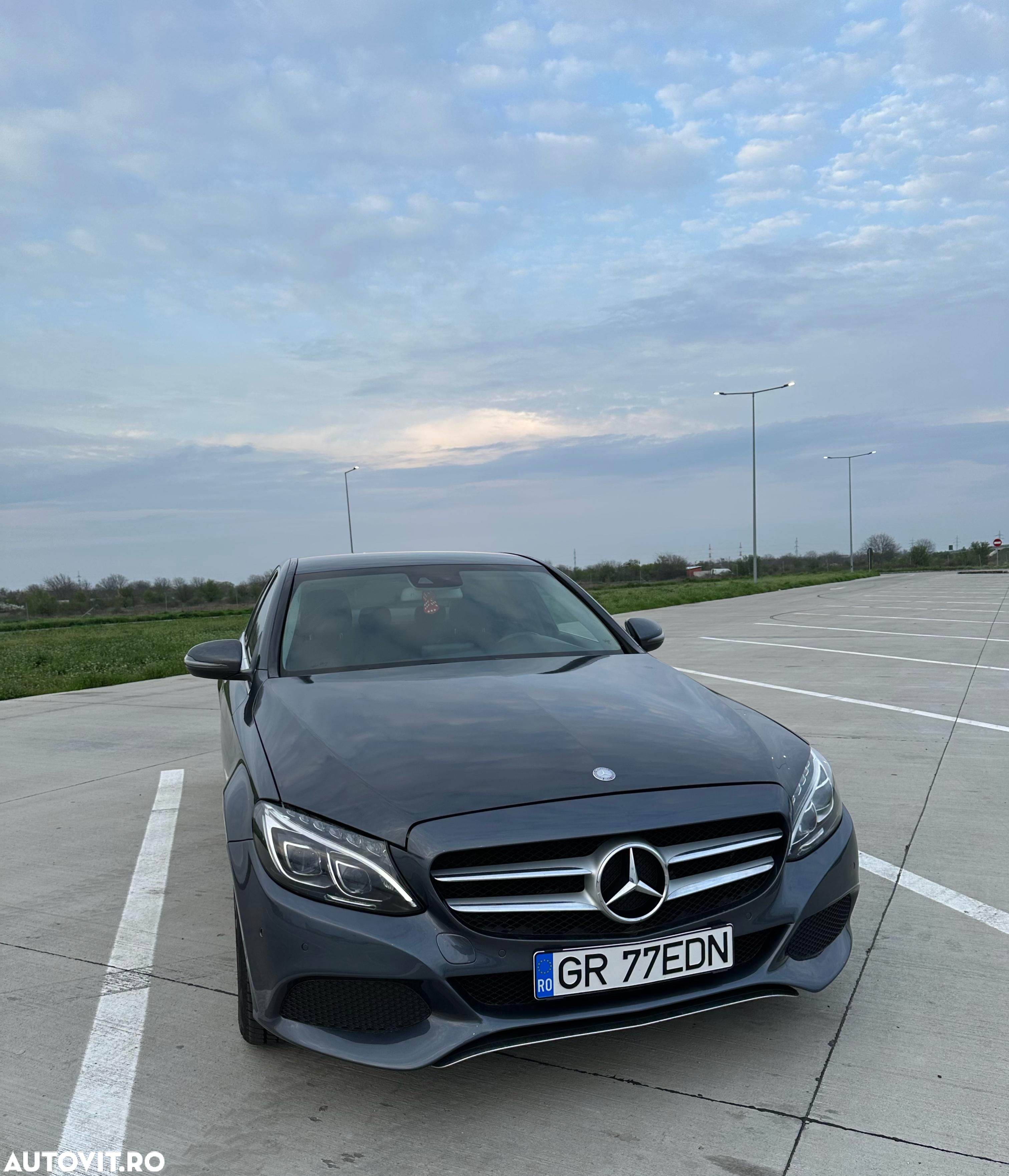 Mercedes-Benz C - 1
