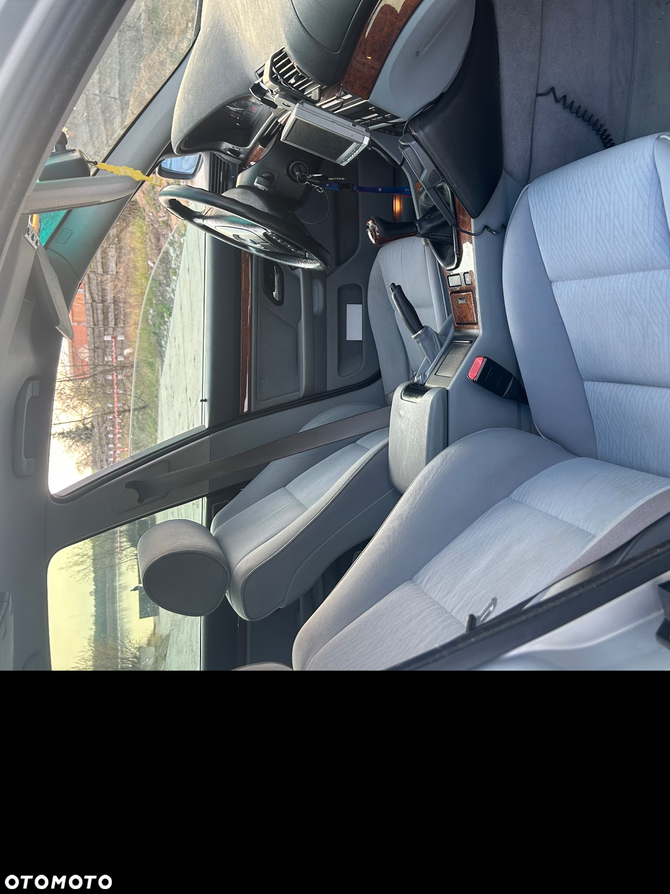 BMW Seria 5 523i - 11