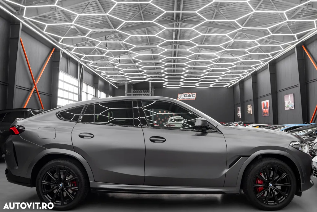 BMW X6 xDrive40i AT MHEV - 30