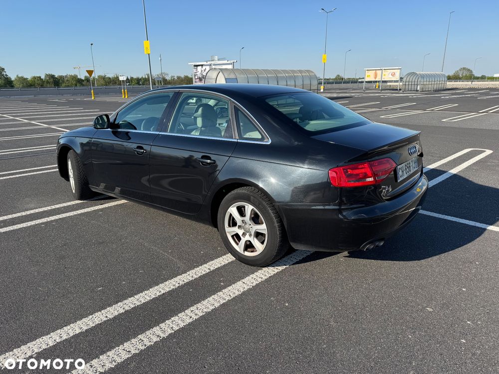 Audi A4 Avant 2.0 TDI DPF Ambition - 2