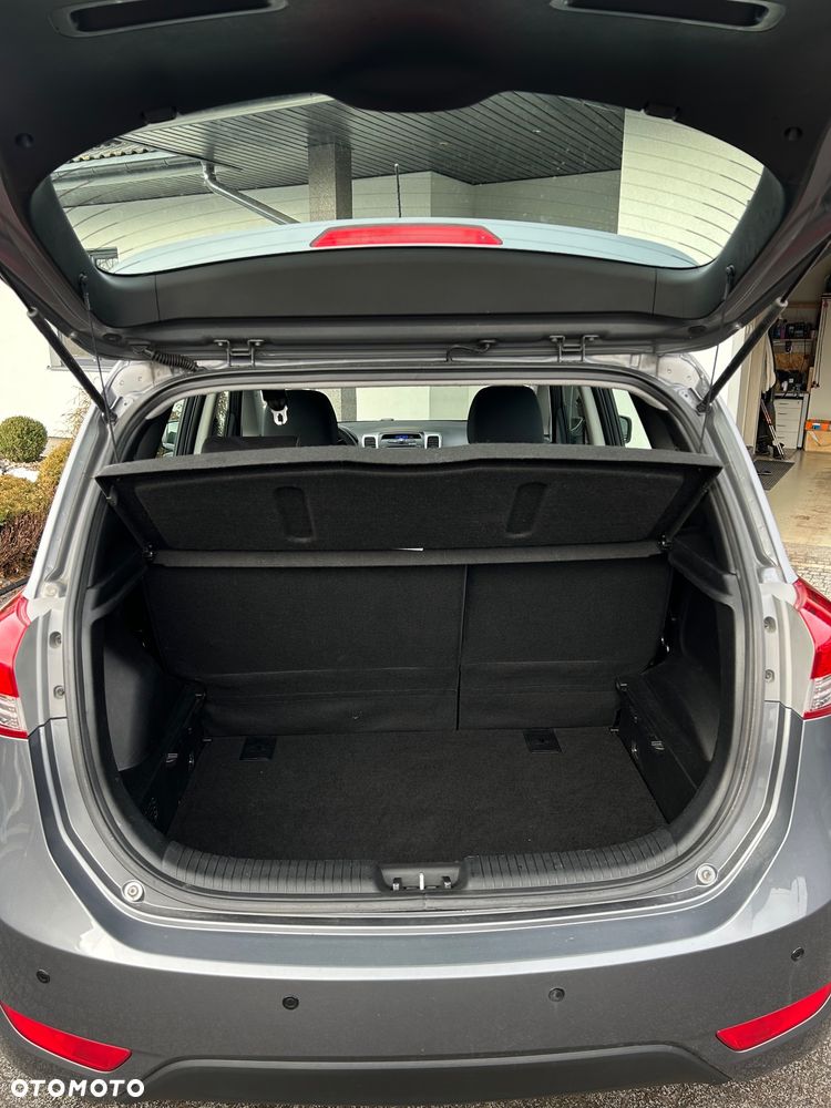 Hyundai ix20 1.4 Trend - 13
