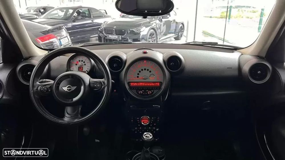 MINI Countryman Cooper D - 16