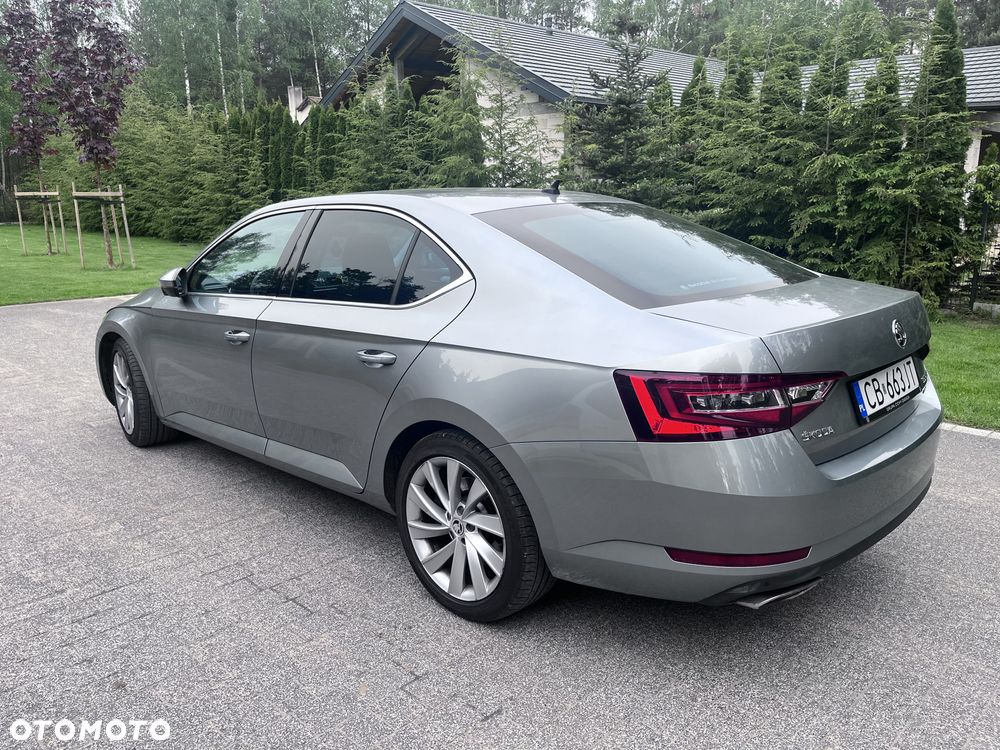 Skoda Superb 2.0 TSI 4x4 Active DSG - 2