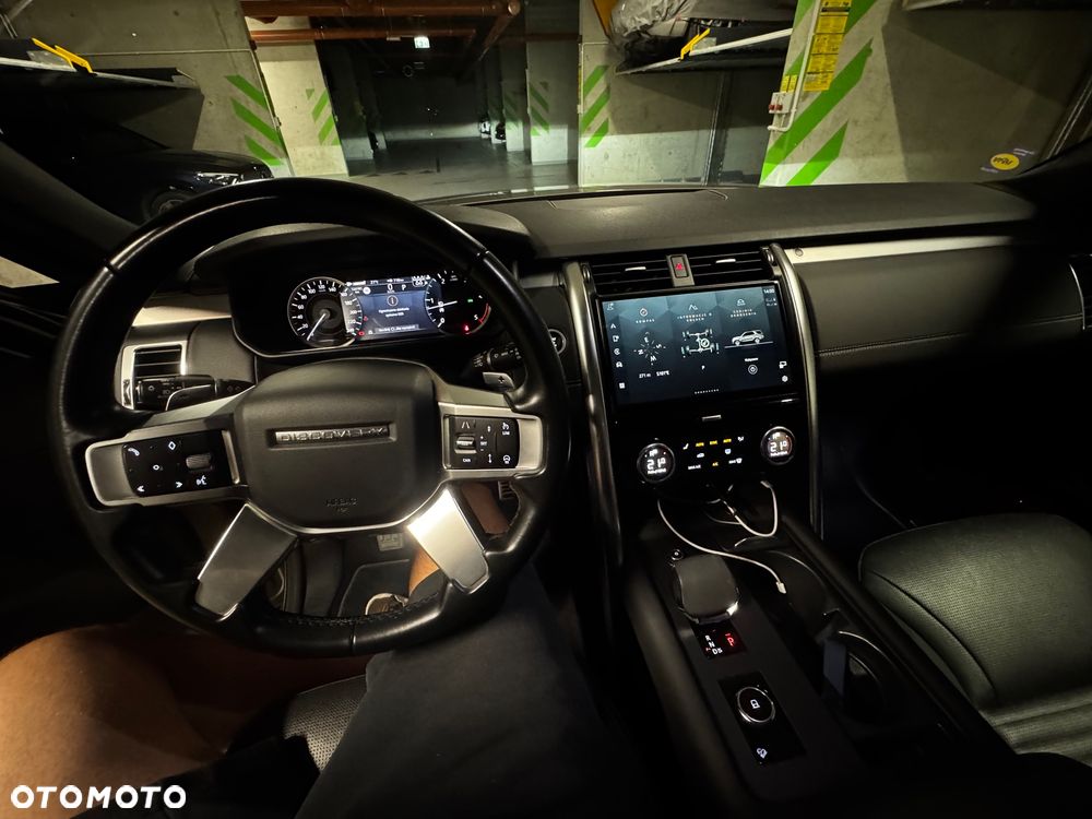 Land Rover Discovery 3.0 D250 mHEV R-Dynamic SE - 11