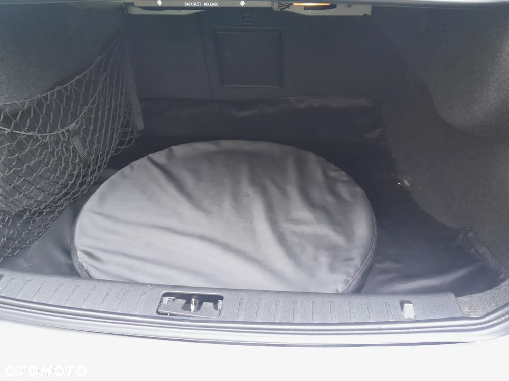 Volvo S60 2.5 T5 - 11