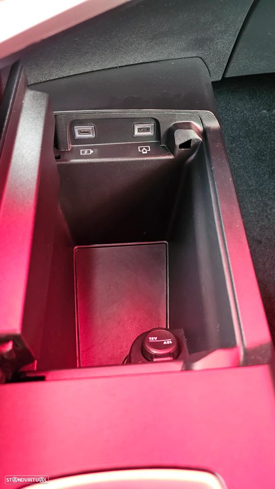 Peugeot 3008 Hybrid 145 e-DSC6 Allure - 28