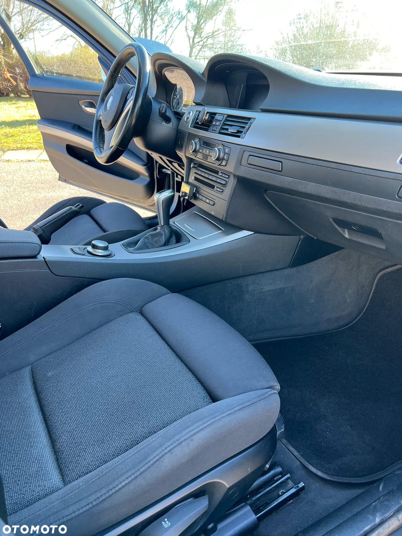 BMW Seria 3 318i - 14