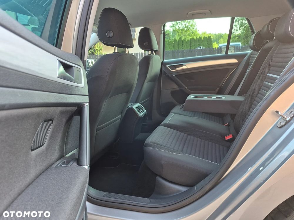 Volkswagen Golf 1.2 TSI BlueMotion Technology Cup - 14