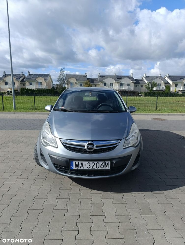 Opel Corsa 1.2 16V Essentia - 4
