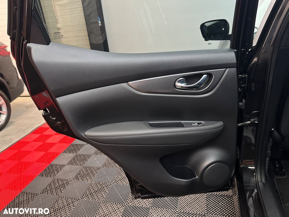 Nissan Qashqai 1.6 DCI TEKNA+ - 26