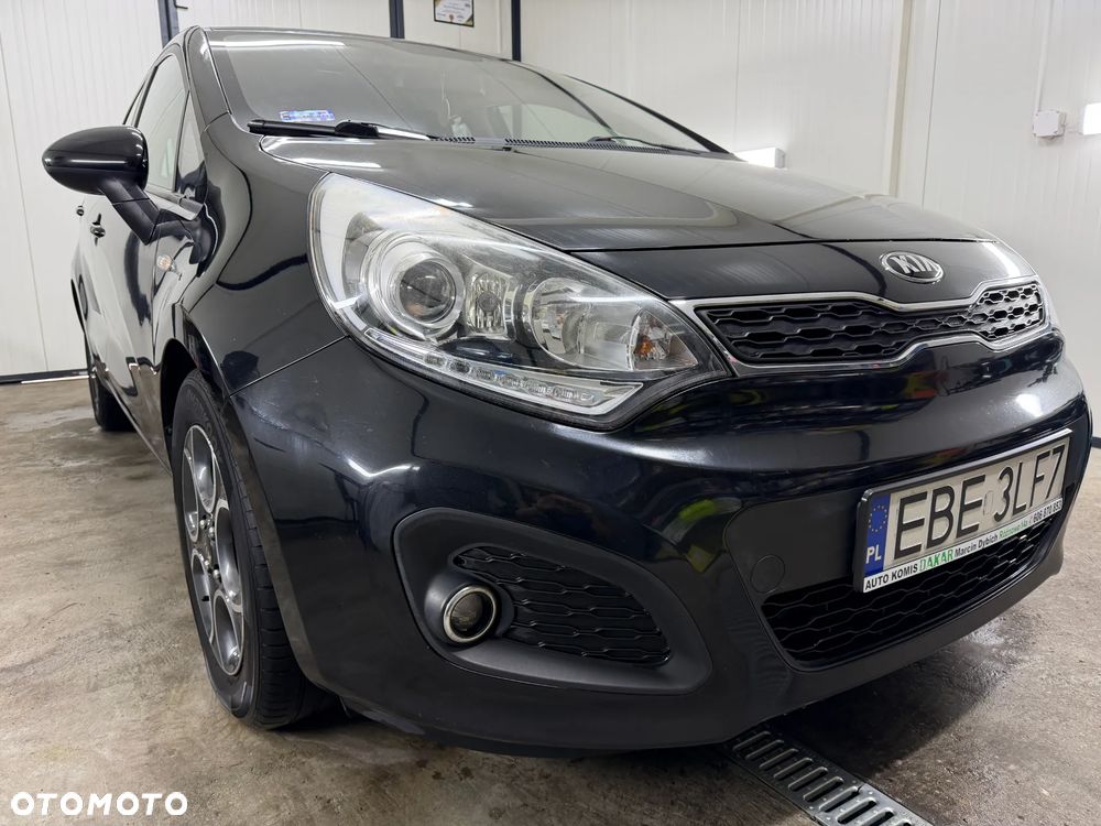 Kia Rio - 5