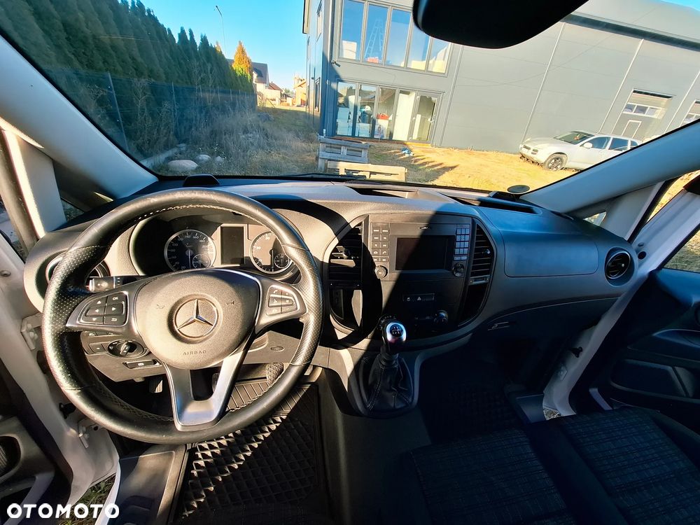 Mercedes-Benz Vito - 22