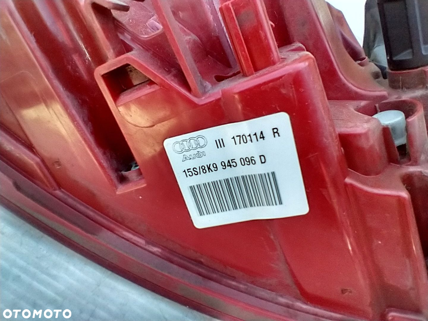 AUDI A4 B8 LIFT KOMBI LAMPA LED PRAWY TYŁ PRAWA TYLNA W BŁOTNIK 8K9945096D - 12