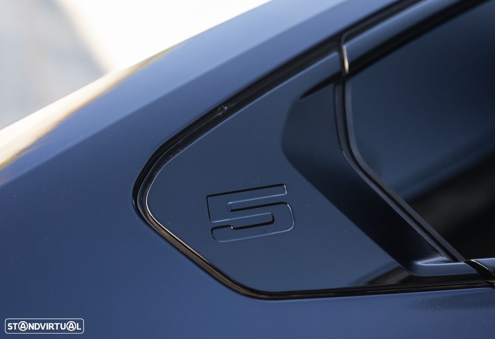 BMW i5 - 9