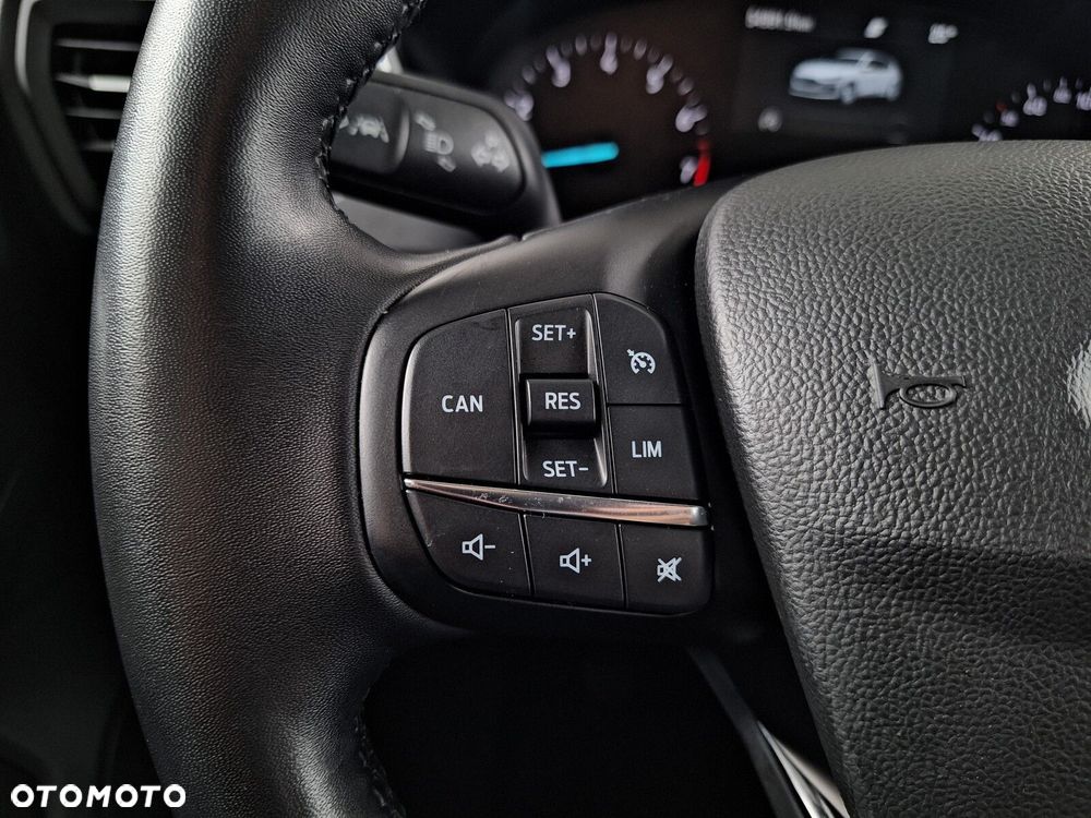 Ford Focus 1.0 EcoBoost Titanium - 39