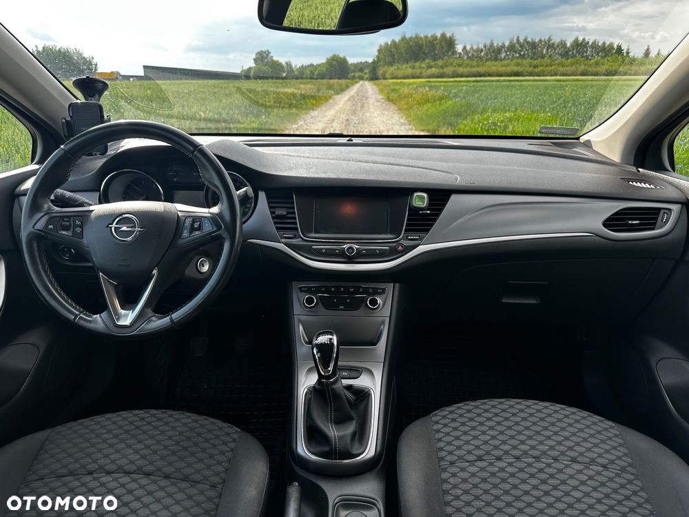 Opel Astra 1.6 CDTI Dynamic S&S - 11