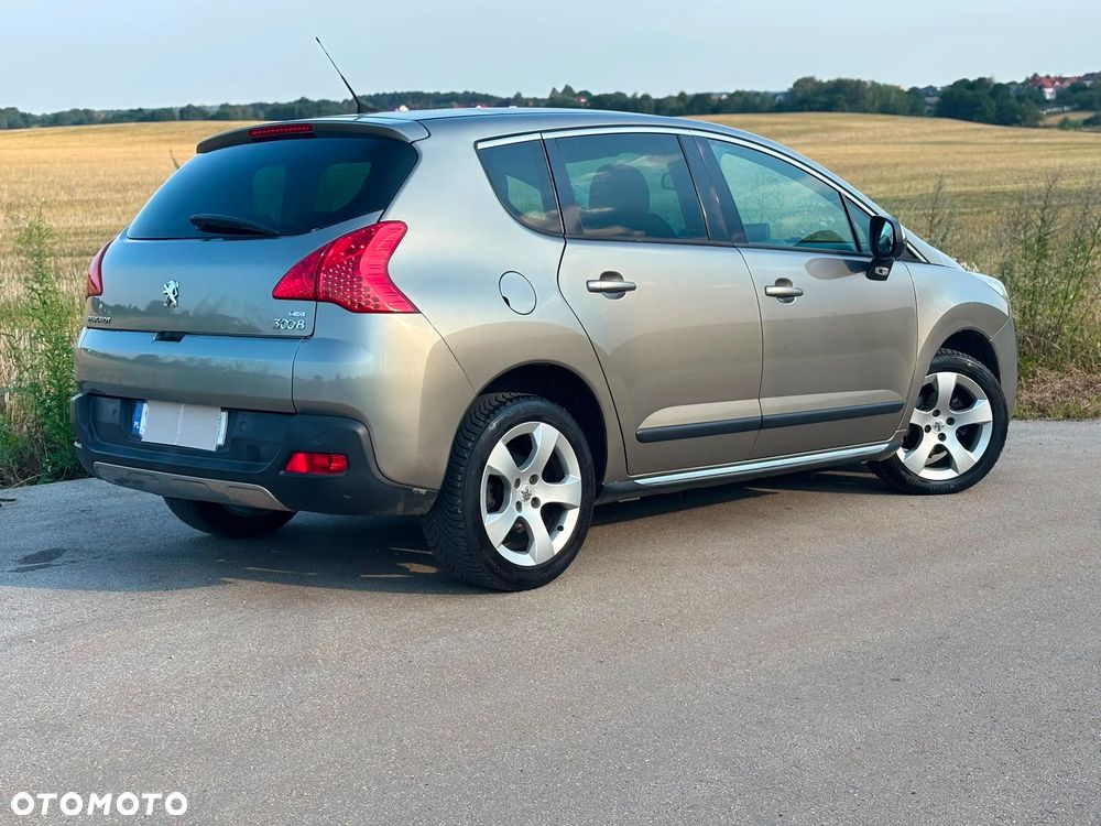 Peugeot 3008 1.6 HDi Premium - 3
