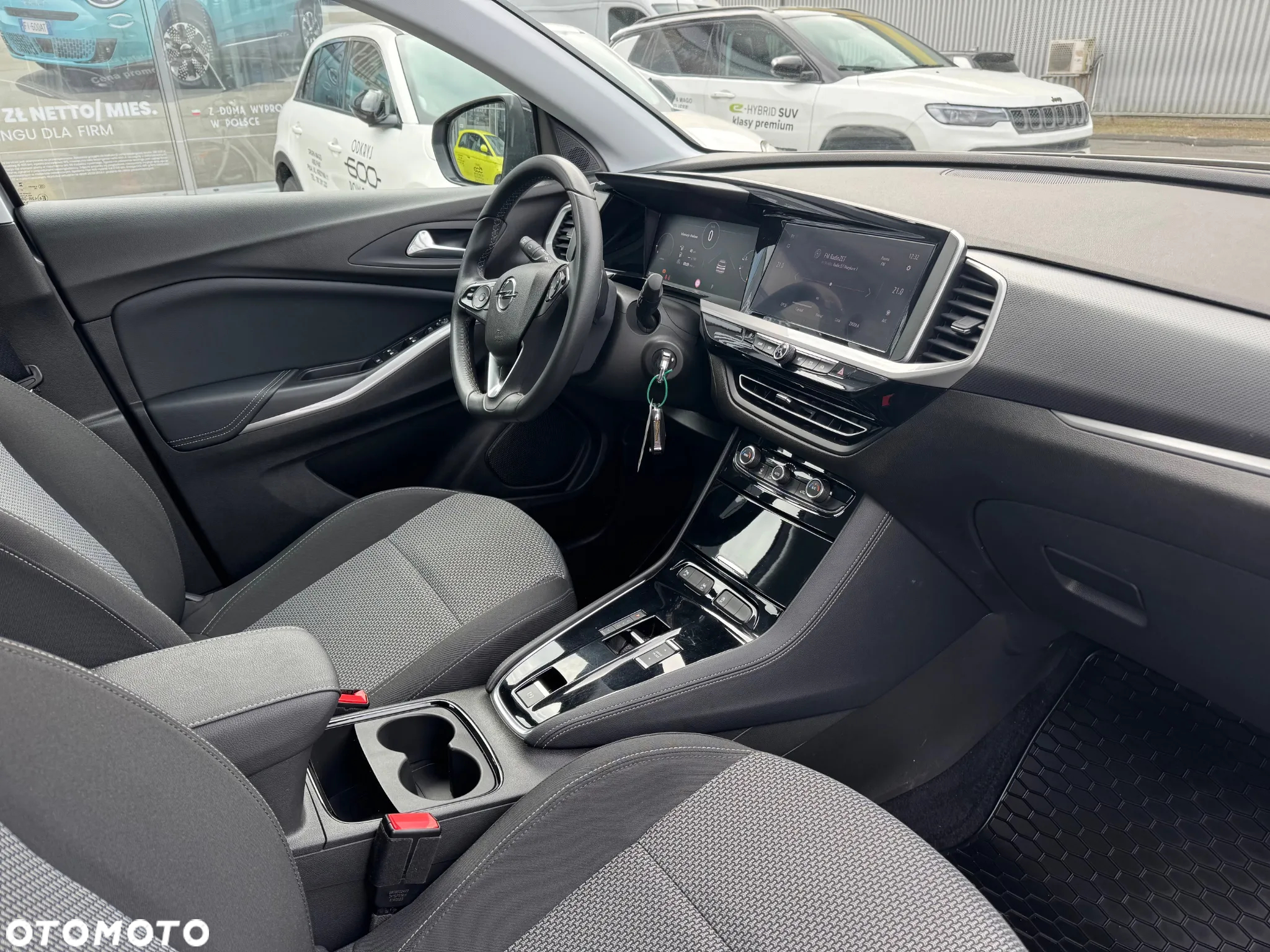 Opel Grandland 1.2 T Business Edition S&S - 11
