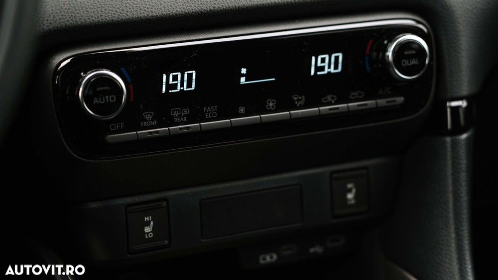Mazda 2 - 10