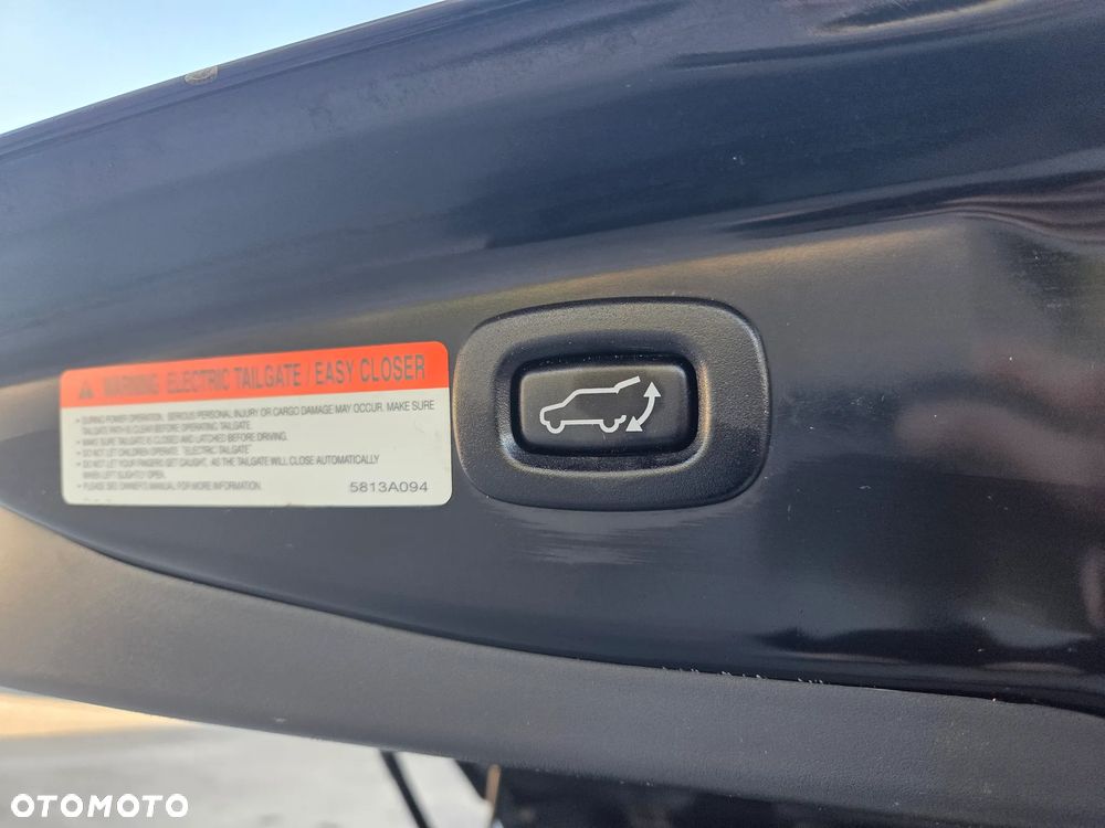 Mitsubishi Outlander 2.0 Intense + - 23