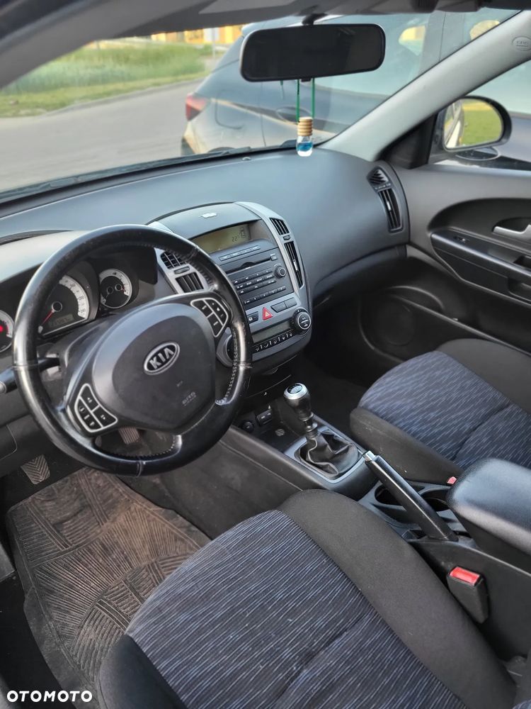 Kia Ceed 1.6 Crdi Comfort - 8