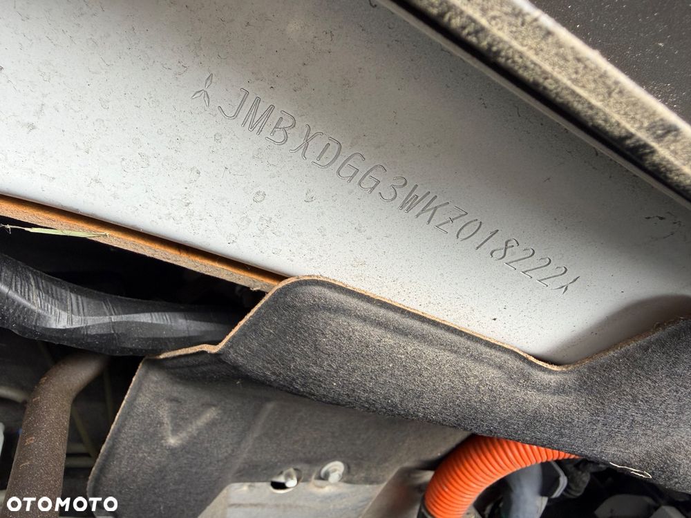 Mitsubishi Outlander 2.4 4WD Diamant - 29