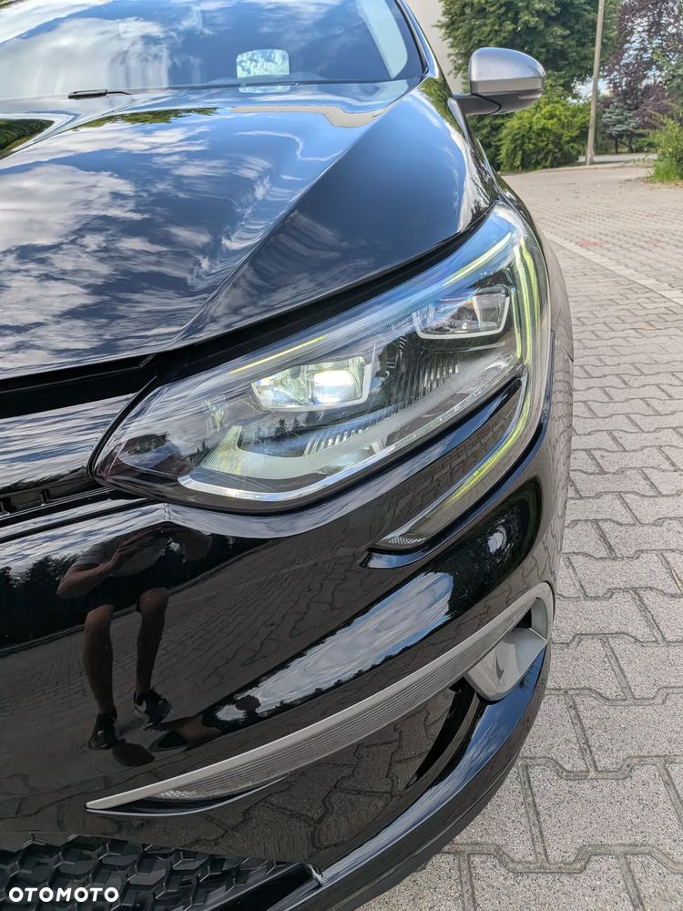Renault Megane ENERGY TCe 205 EDC GT - 8